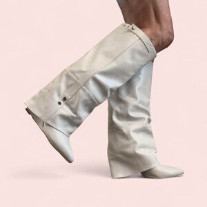 AZALEA WANG Railay Bone Knee High Wedge Boot Size 9 New in Box